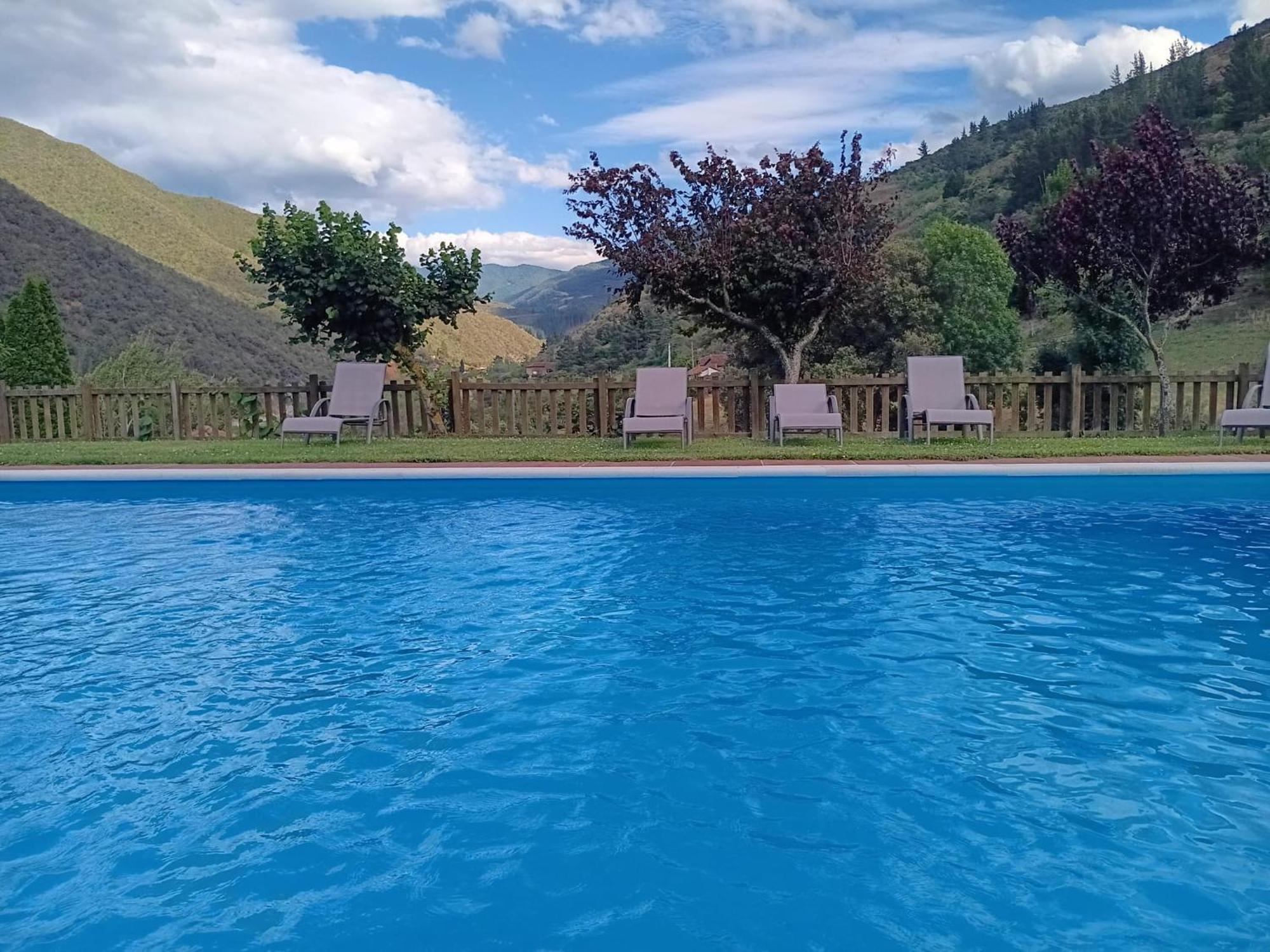 Apartamentos Calm & Nature - Adults Only Cabezón de Liébana Екстериор снимка