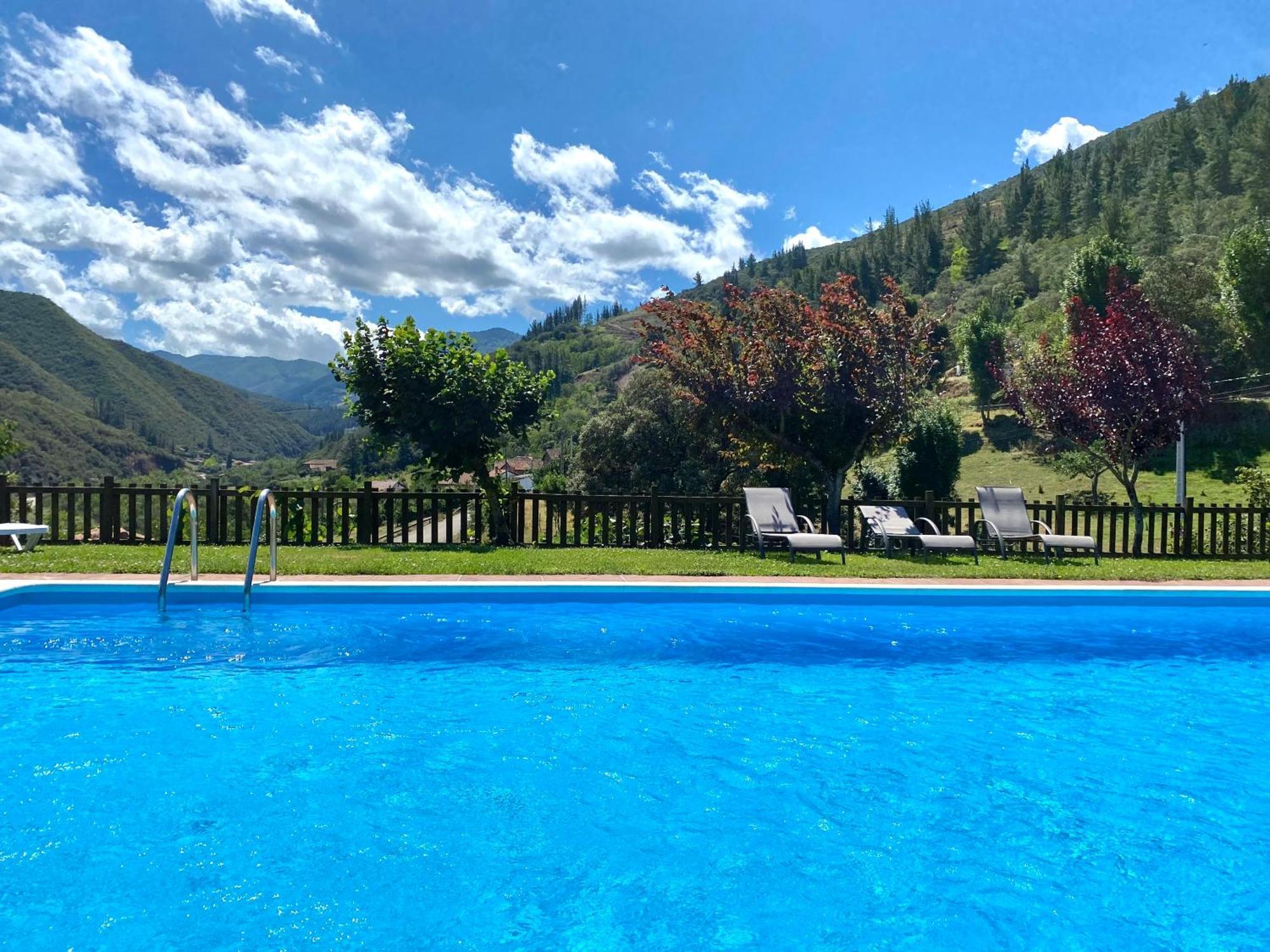 Apartamentos Calm & Nature - Adults Only Cabezón de Liébana Екстериор снимка