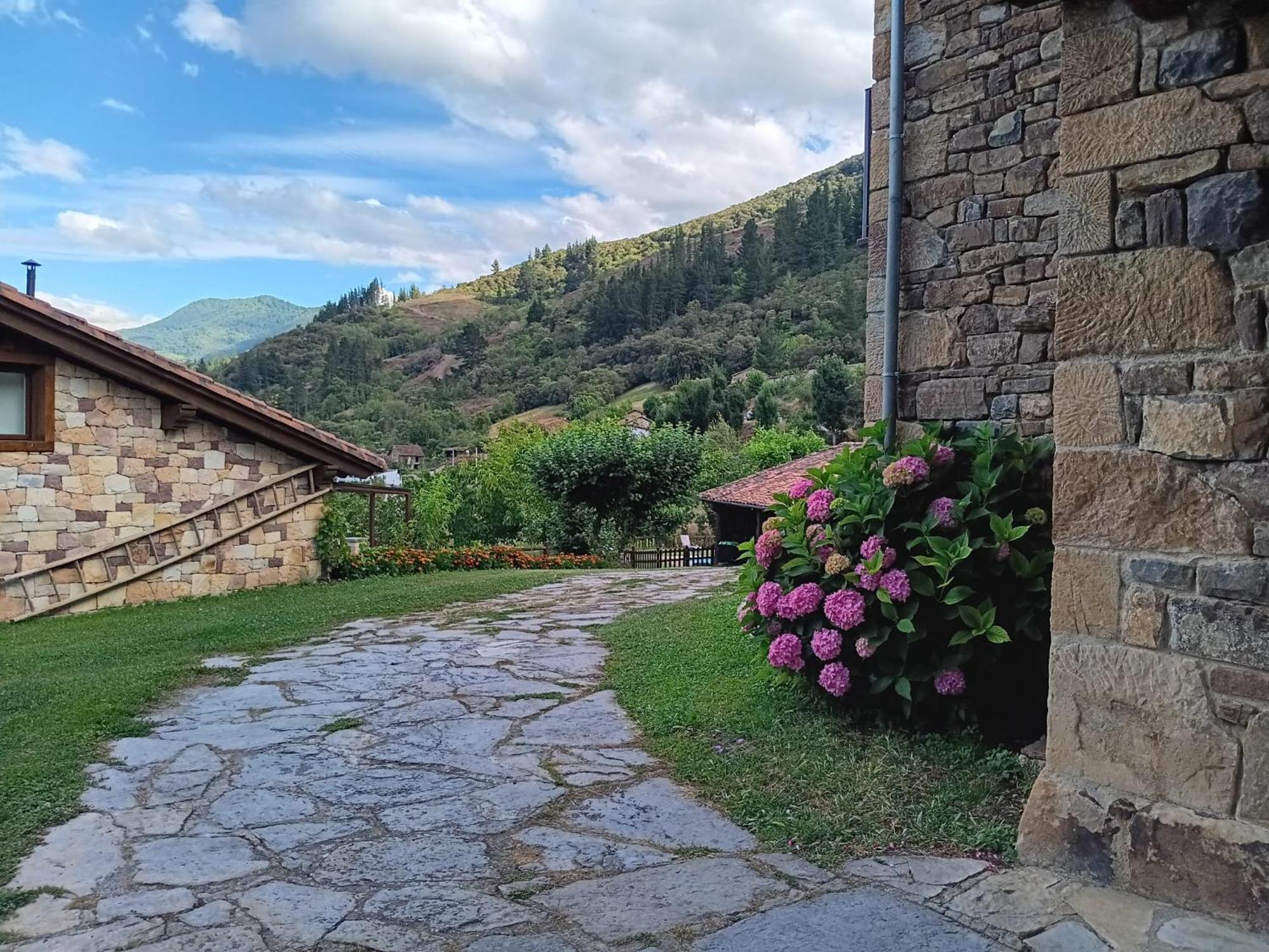Apartamentos Calm & Nature - Adults Only Cabezón de Liébana Екстериор снимка